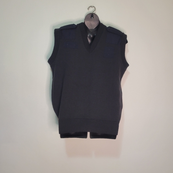 Vf imagewear black vneck sweater vest - Picture 1 of 4